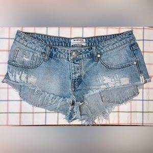 One Teaspoon Denim Cut Off Shorts size 29